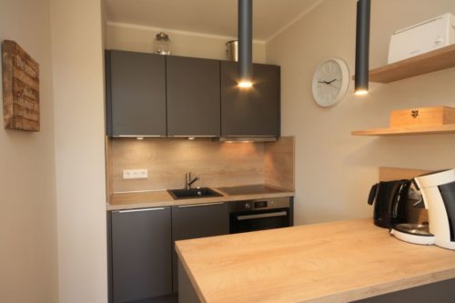 Wohn- /Essbereich mit offener Küche – BergChalet 2
