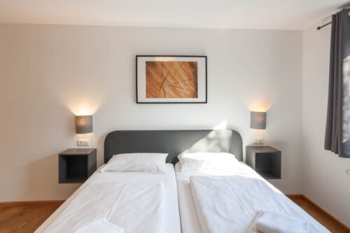 Schlafzimmer 9