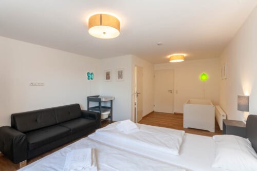 Schlafzimmer 9