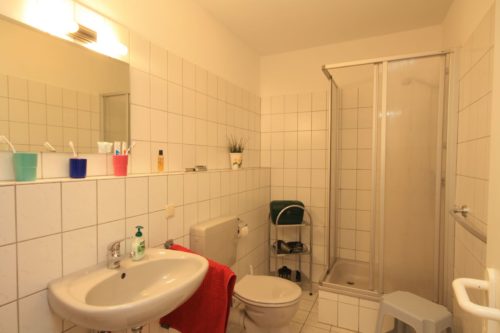 Badezimmer – Ferienwohnung an der Seilbahn 2