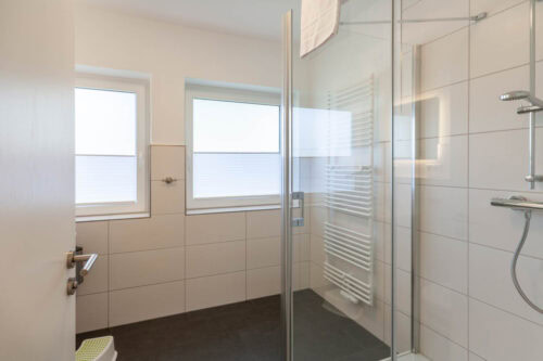 Badezimmer 2