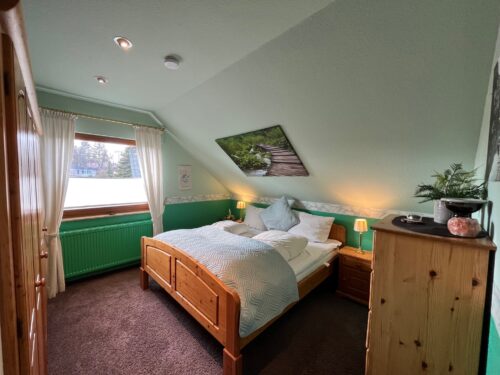 Schlafzimmer 1