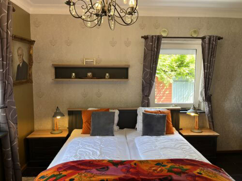 Schlafzimmer 2